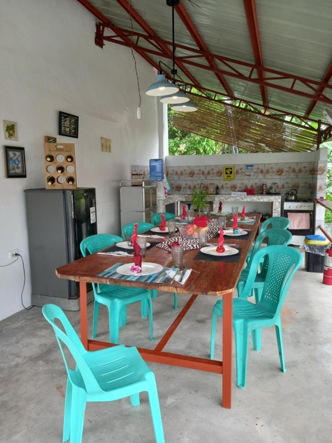 Happy Bear Moalboal Budget Rooms Exterior foto